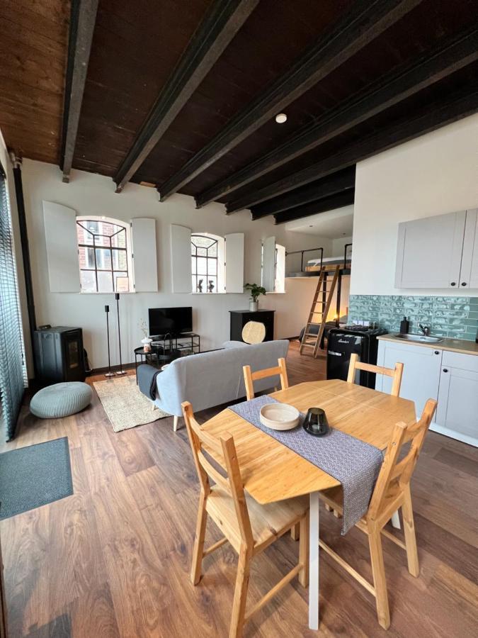 Bed & Breakfast Heit Joure Extérieur photo